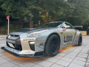 [Self-Drive] Tokyo & DAIKOKU PA Tour - GT-R Liberty Walk Custom